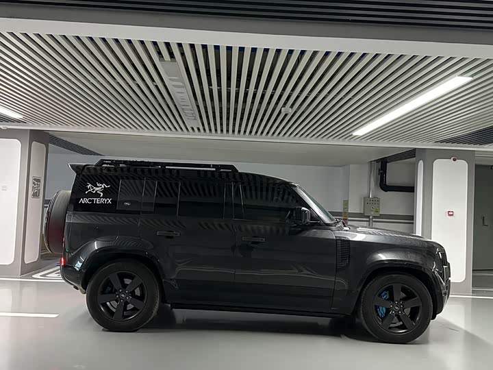 Фото 27 - Land Rover Defender