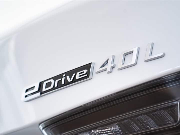 Фото 14 - BMW i3