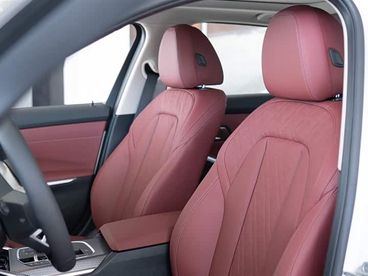 Фото 20 - BMW i3