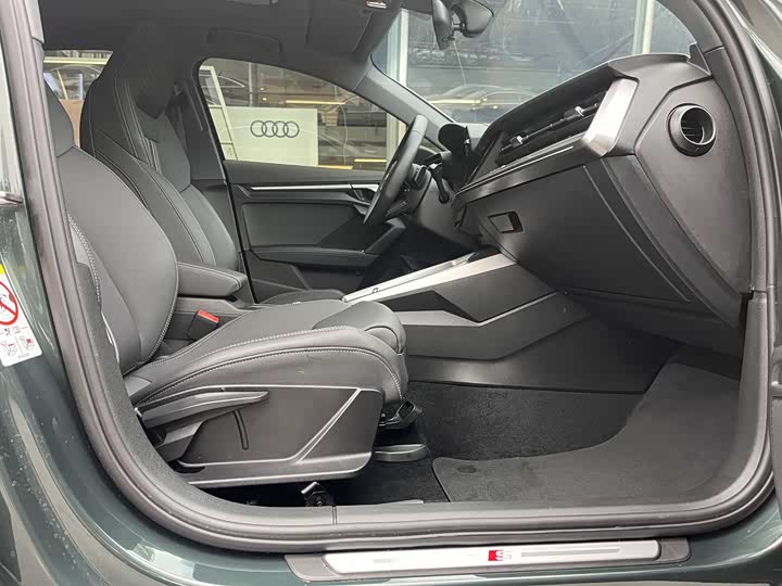 Фото 10 - Audi A3