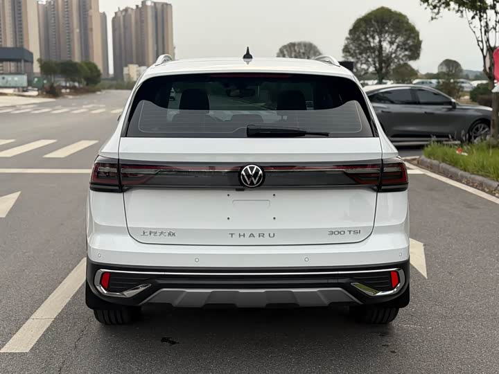 Фото 4 - Volkswagen Tharu