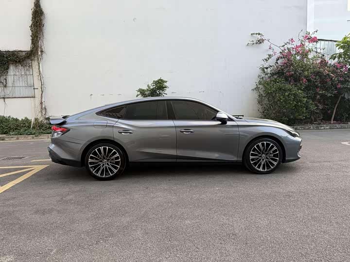 Фото 13 - MG Motor 7