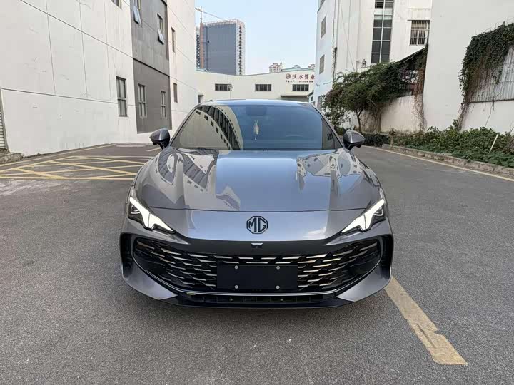 Фото 2 - MG Motor 7