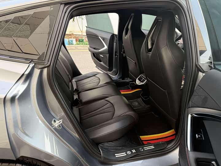 Фото 7 - MG Motor 7