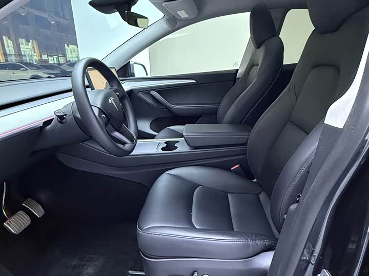 Фото 5 - Tesla Model Y