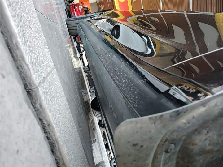 Фото 21 - Tesla Model 3