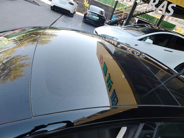 Фото 27 - Tesla Model 3