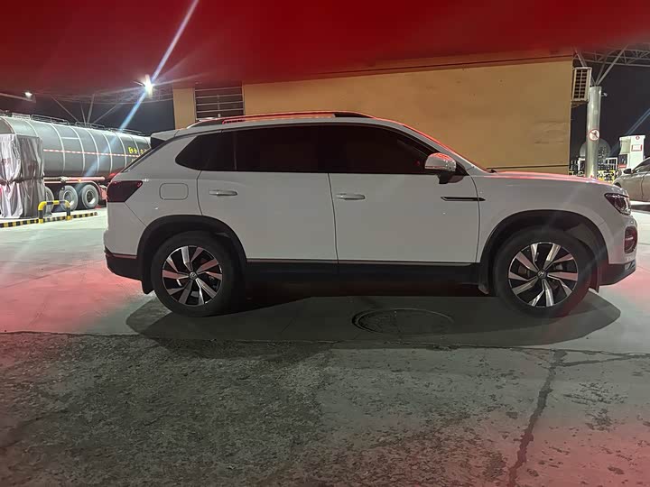 Фото 7 - Volkswagen Tayron