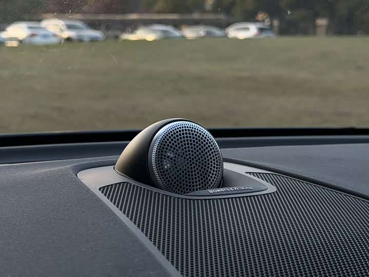 Фото 13 - Volvo XC60