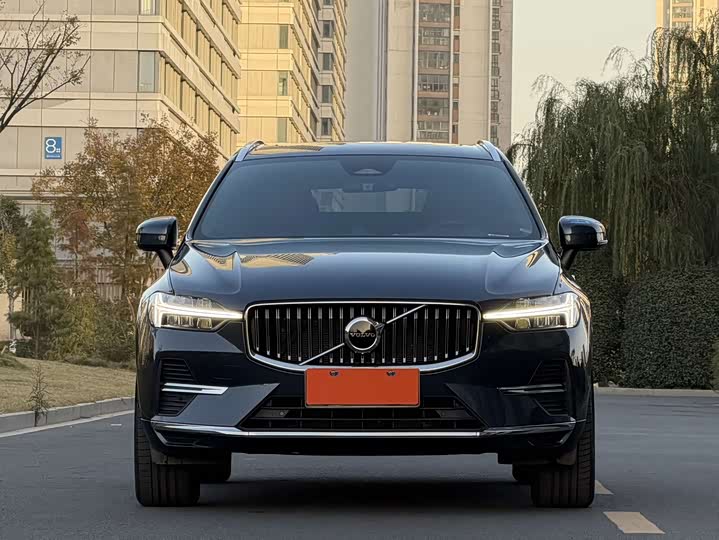 Фото 2 - Volvo XC60