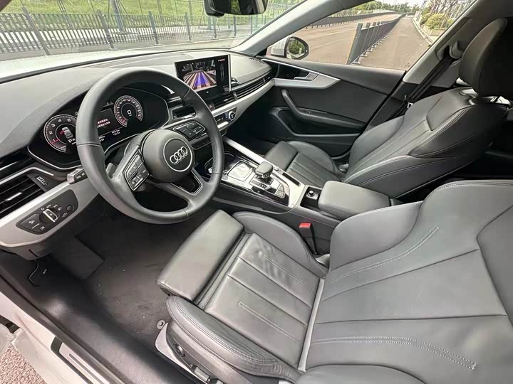 Фото 4 - Audi A5