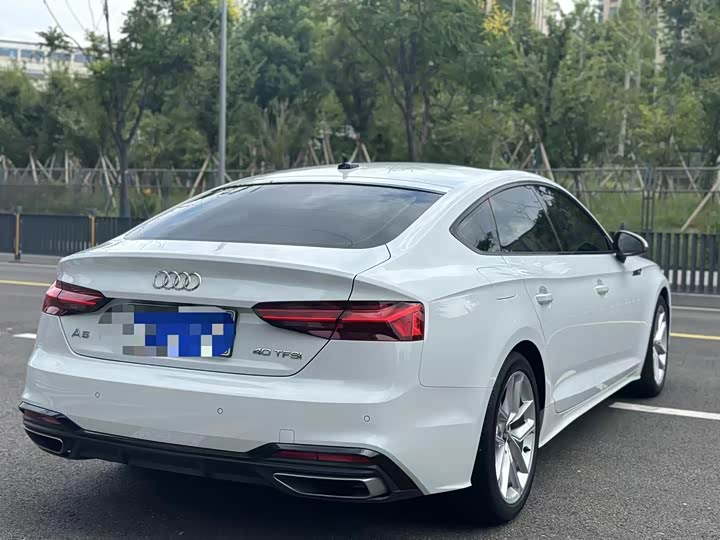 Фото 9 - Audi A5