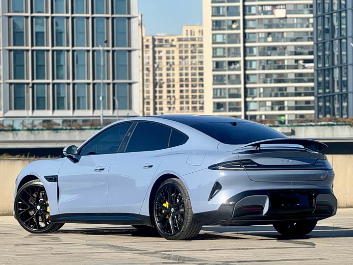 Фото 3 - Xiaomi SU7