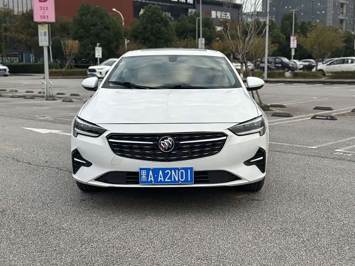 Фото 2 - Buick Regal