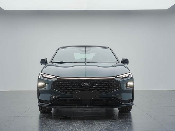 Фото 2 - Ford Mondeo