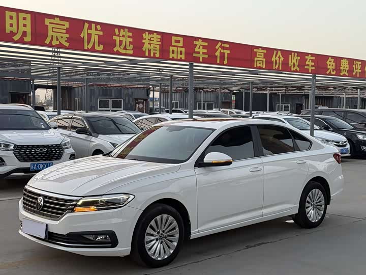 Фото 1 - Volkswagen Lavida