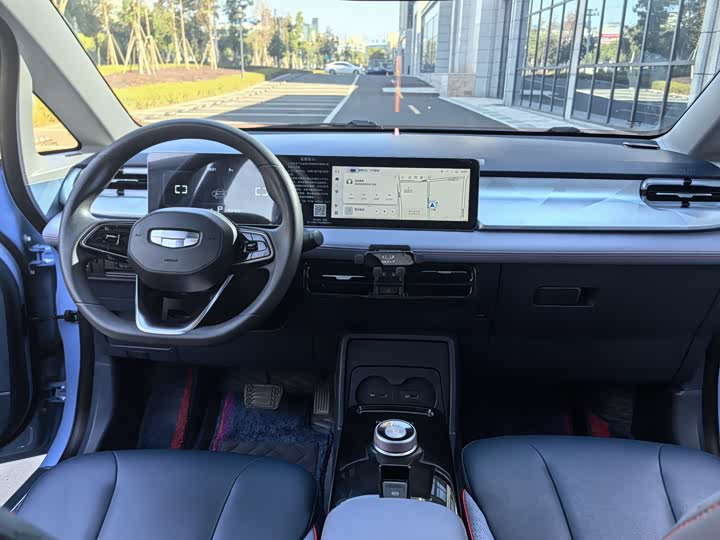 Фото 8 - Geely Geometry E Firefly