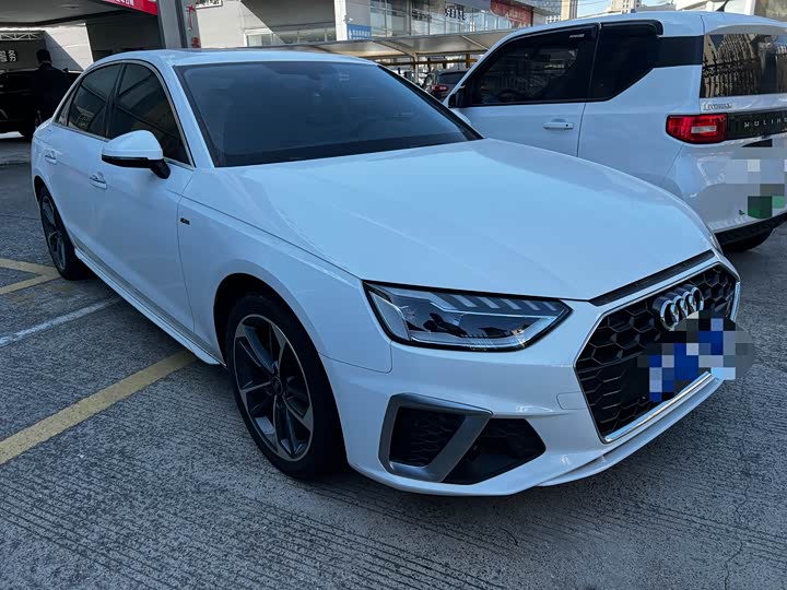 Фото 3 - Audi A4L