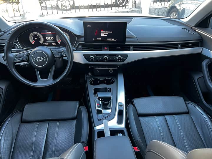 Фото 6 - Audi A4L
