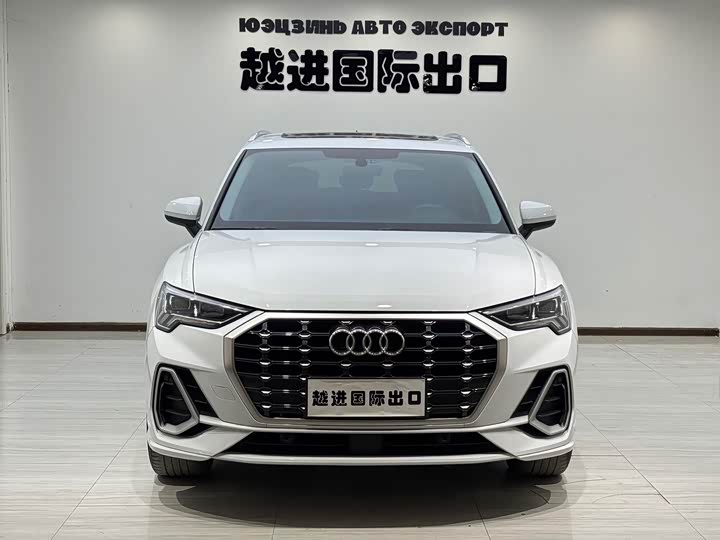 Фото 2 - Audi Q3