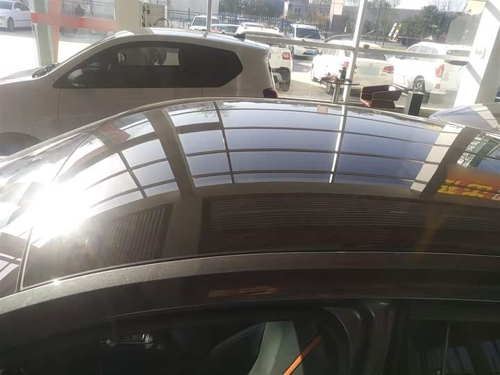 Фото 27 - Changan UNI-V