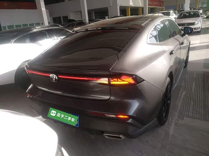 Фото 6 - Changan UNI-V