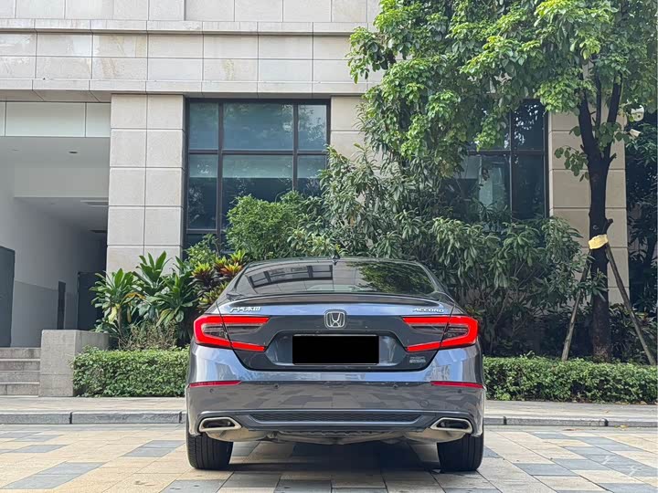 Фото 5 - Honda Accord