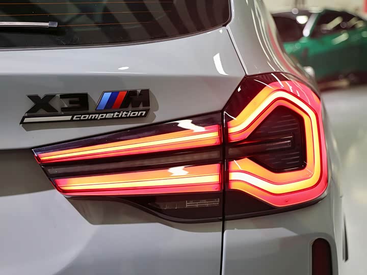 Фото 10 - BMW X3 M