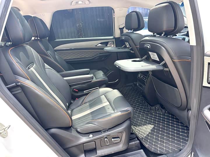 Фото 13 - Dongfeng Forthing Yacht