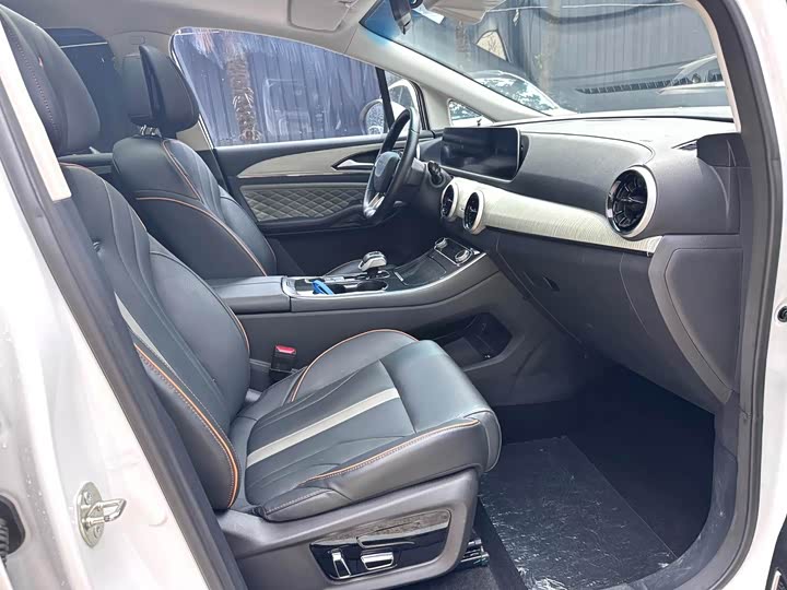 Фото 15 - Dongfeng Forthing Yacht