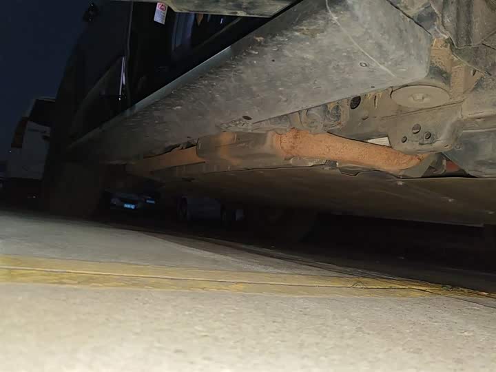 Фото 21 - BYD FangChengBao Leopard 8