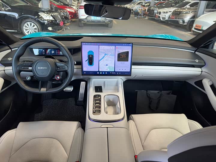 Фото 12 - Xiaomi SU7