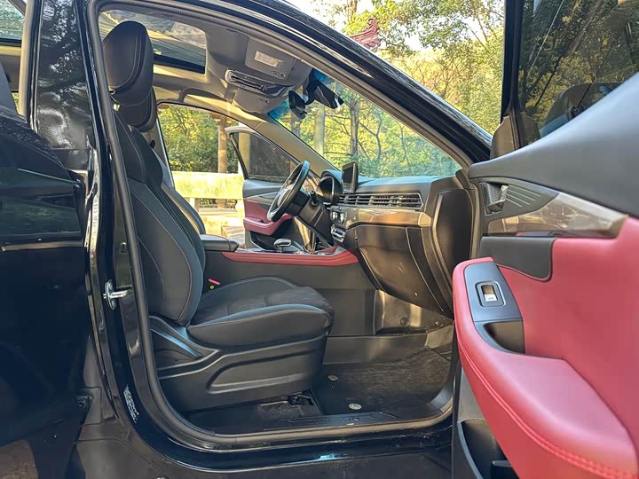 Фото 13 - Jetour X70