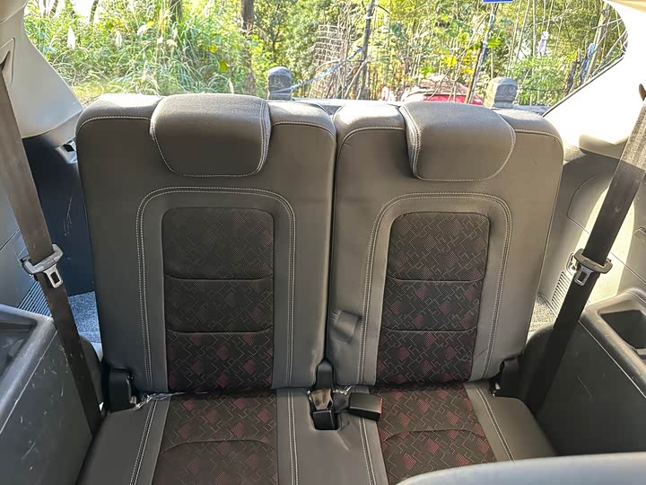 Фото 22 - Jetour X70