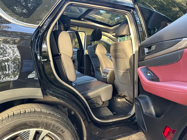 Фото 25 - Jetour X70