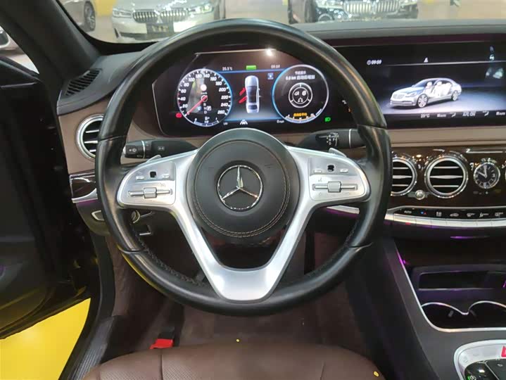 Фото 3 - Mercedes-Benz S-Class