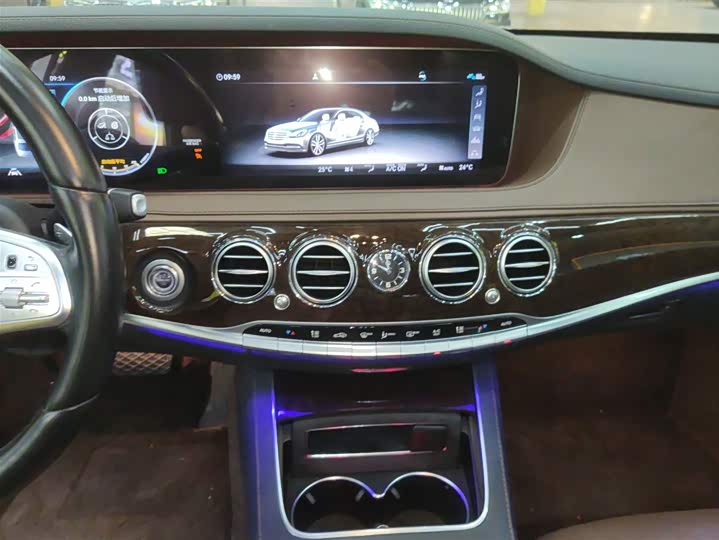 Фото 5 - Mercedes-Benz S-Class