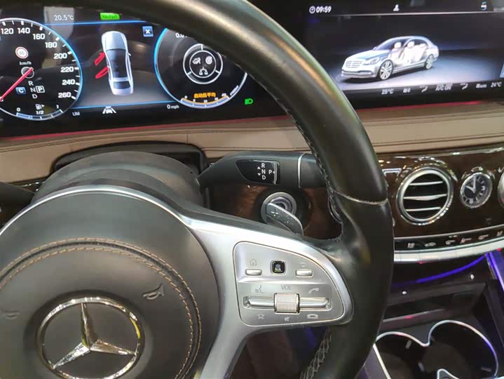 Фото 6 - Mercedes-Benz S-Class