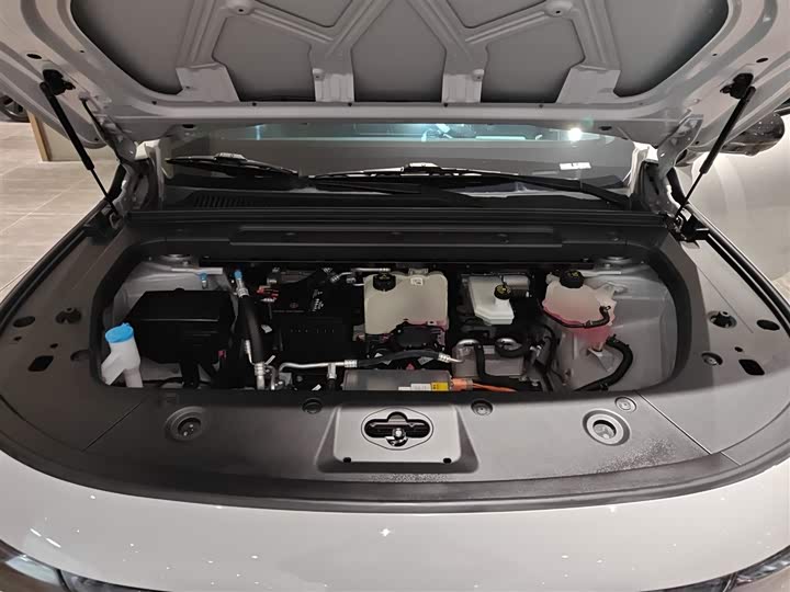 Фото 20 - Leapmotor C10