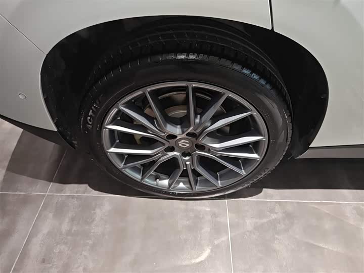 Фото 26 - Leapmotor C10