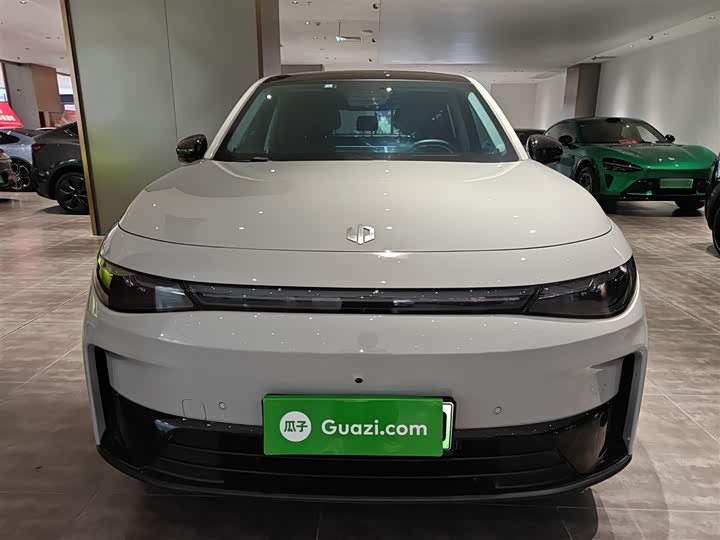 Фото 3 - Leapmotor C10