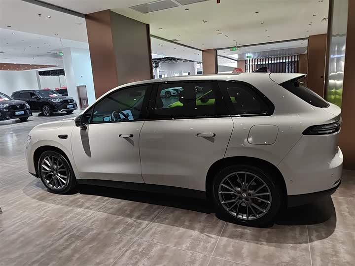 Фото 5 - Leapmotor C10