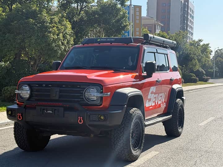 Фото 1 - Tank 300