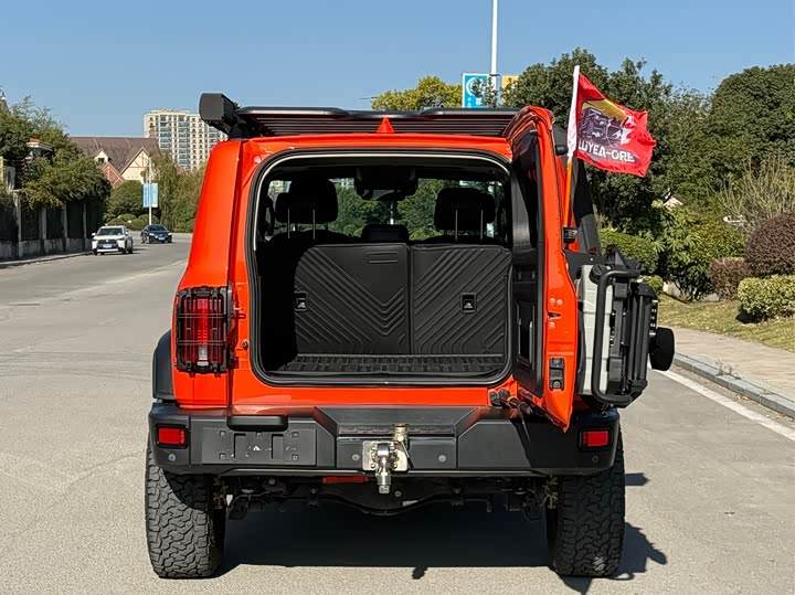 Фото 15 - Tank 300