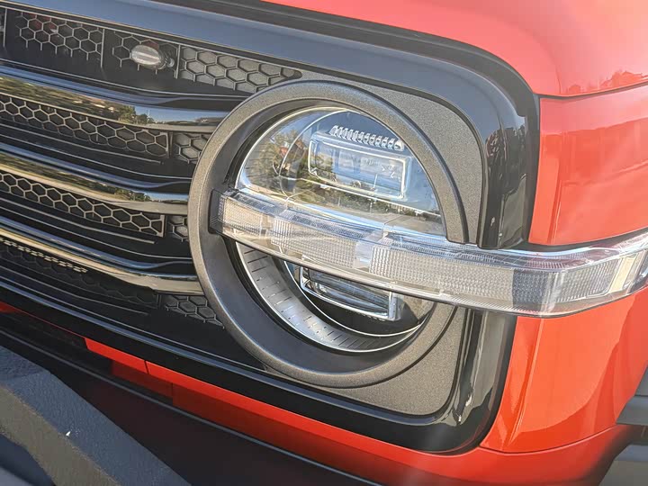 Фото 5 - Tank 300