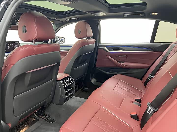 Фото 4 - BMW 5 Series