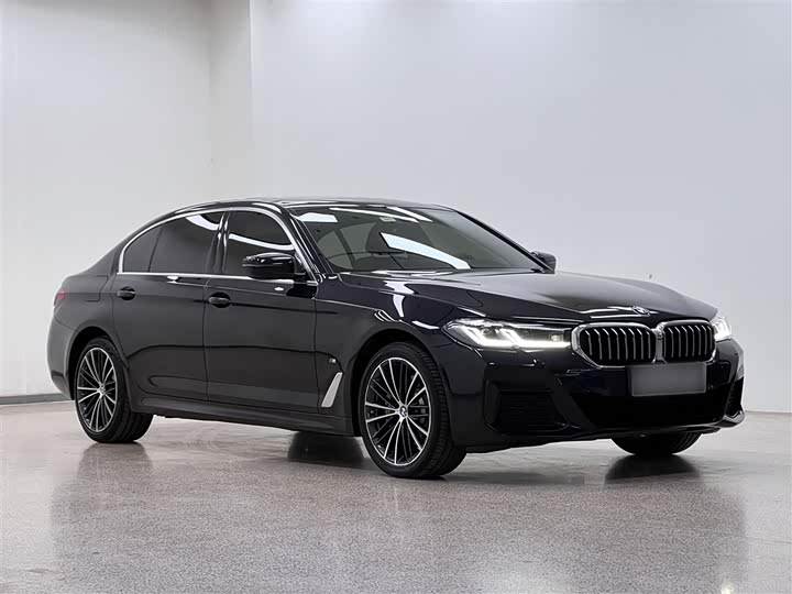 Фото 8 - BMW 5 Series