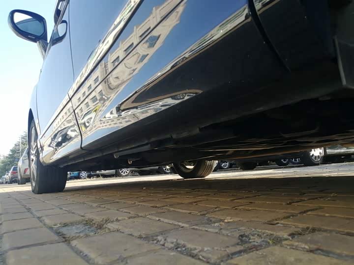 Фото 22 - Honda Elysion