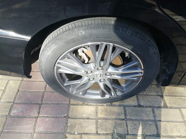 Фото 26 - Honda Elysion