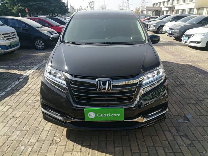 Фото 3 - Honda Elysion